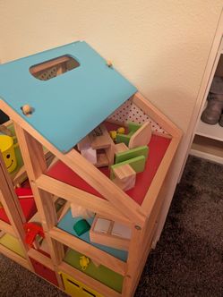 Doll house