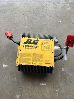 JLG Battery Charger