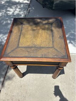 Vintage-Style Wood End Table with Embossed Metal Top