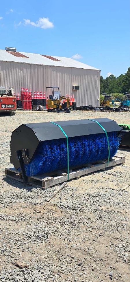 84” Open Sweeper Broom With Hydraulic Tilt