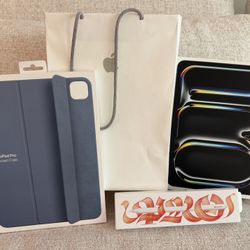 Like New iPad Pro 11” M4 256gb WiFi w/ AppleCare+, Folio & Apple Pencil 2nd Gen