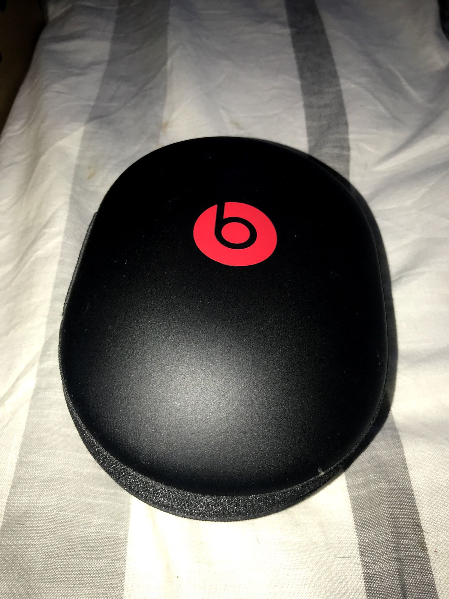 DR. DRE BEAT STUDIO *WIRELESS/INCLUDE CHARGER*