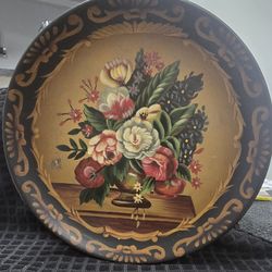 Hand painted Russian Decoration 4 plates $45