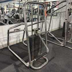 Universal Chest Press Chrome