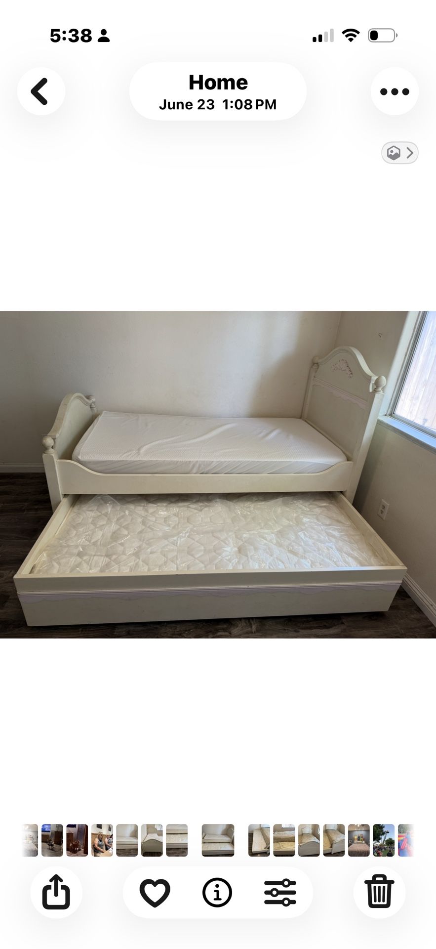 Twin Bed Set With Dresser And Mirror