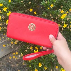 Red Wallet