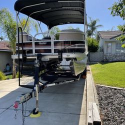 2016 Sun Tracker pontoon PB RF
