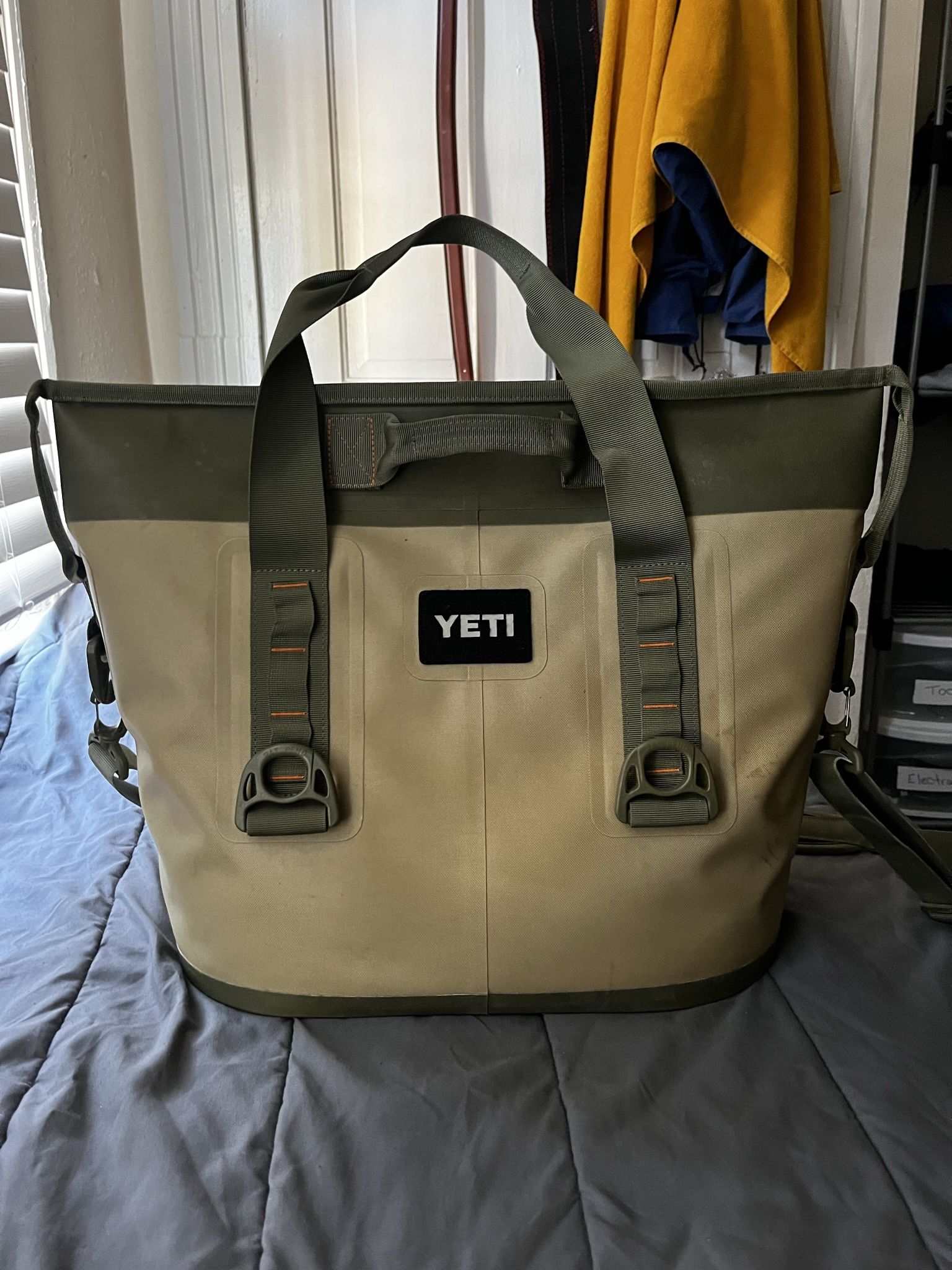 Yeti Hopper Two