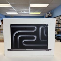 MacBook Pro M4 Max 36Gb Ram 1TB New with Final Cut Pro & Logic Pro X