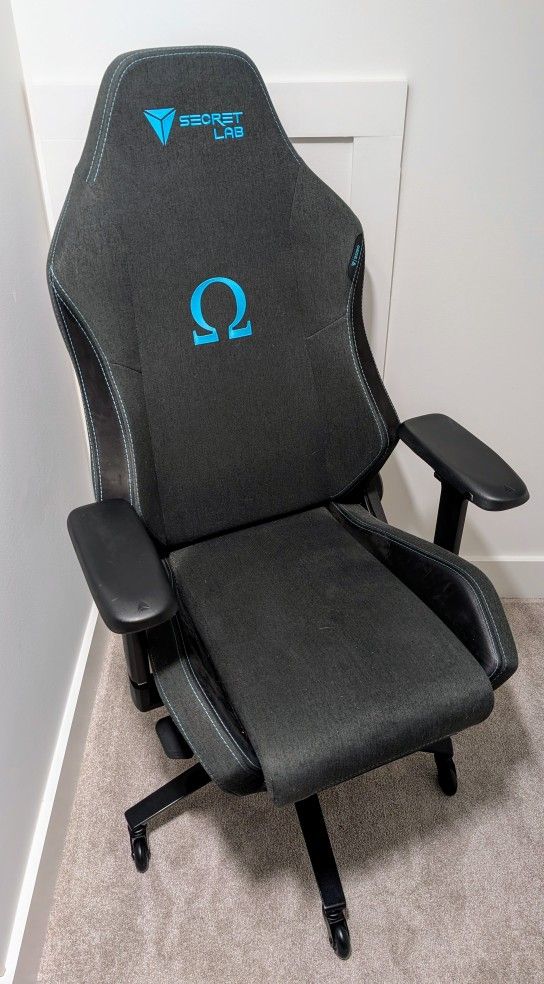 Secret Lab Omega Gaming Chair
