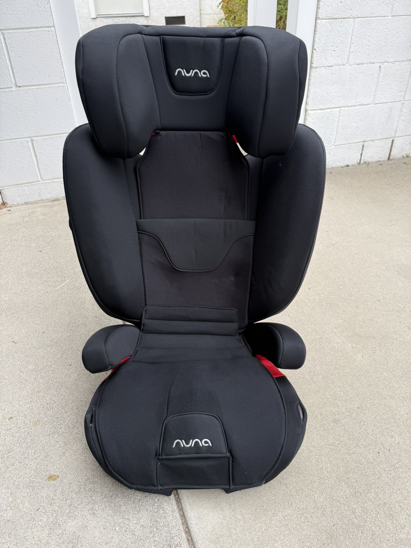Nuna AACE Booster Seat Caviar