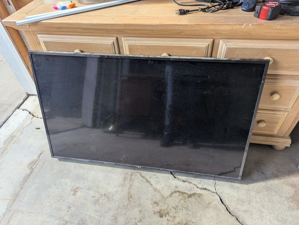 LG 55" Tv