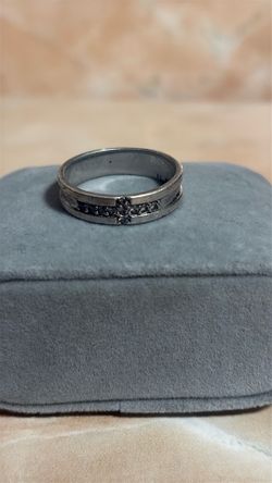 Sterling .925 Ring Cross