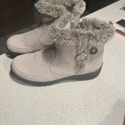 Very nice pair of boots