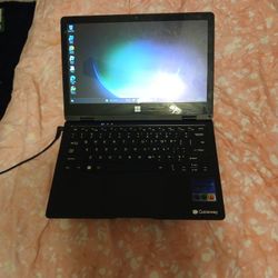 Gateway 11.6 2 In 1 Convertible Notebook