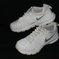 Nike T -Litle Xl White Leather Athletic Gym Trainer WOMENS Size 7.5