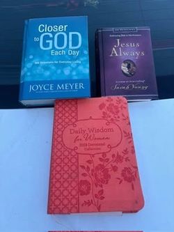 Set of 3 New Christian Devotionals
