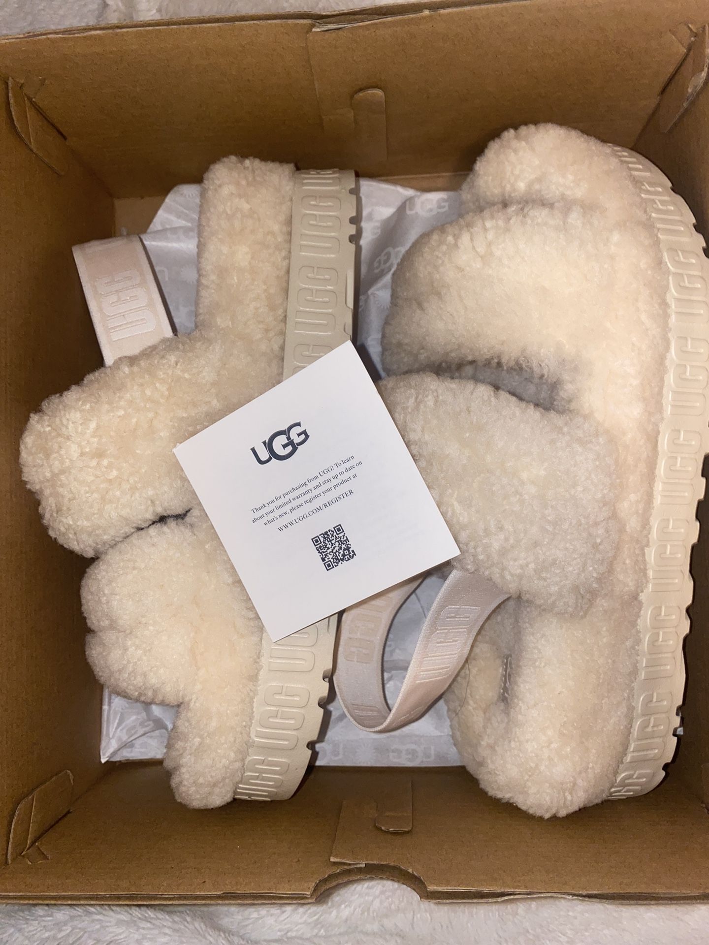 UGGS