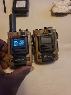 Walkie talkies plus Sin
