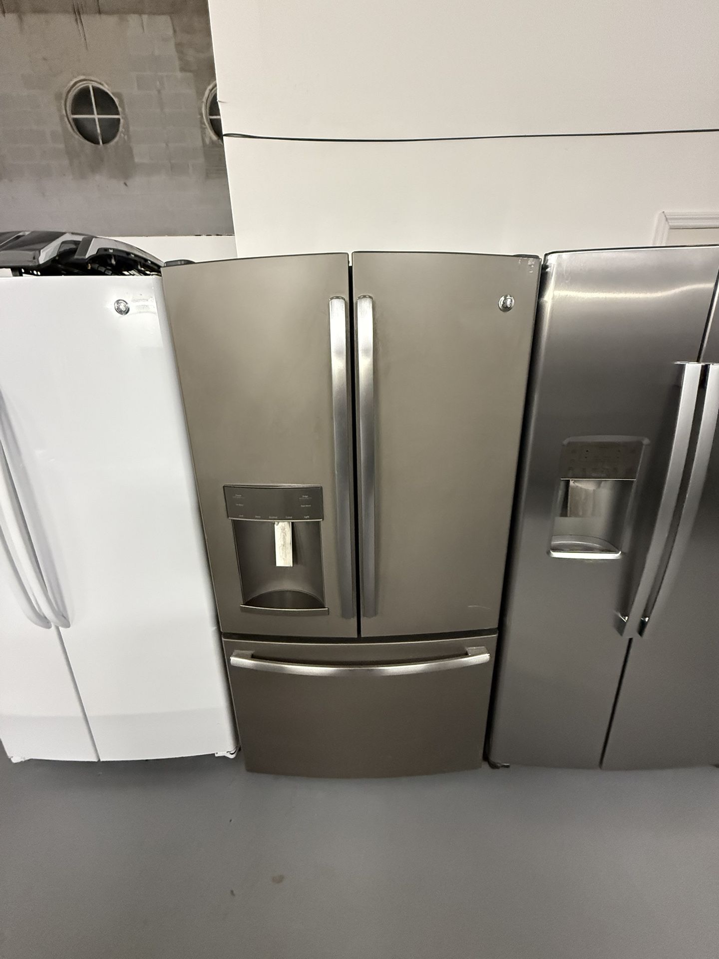 Ge Refrigerator “36 ( Refrigerator )