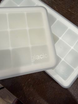 Glacio Silicone Ice Cube Trays with Lids - 2 Pack