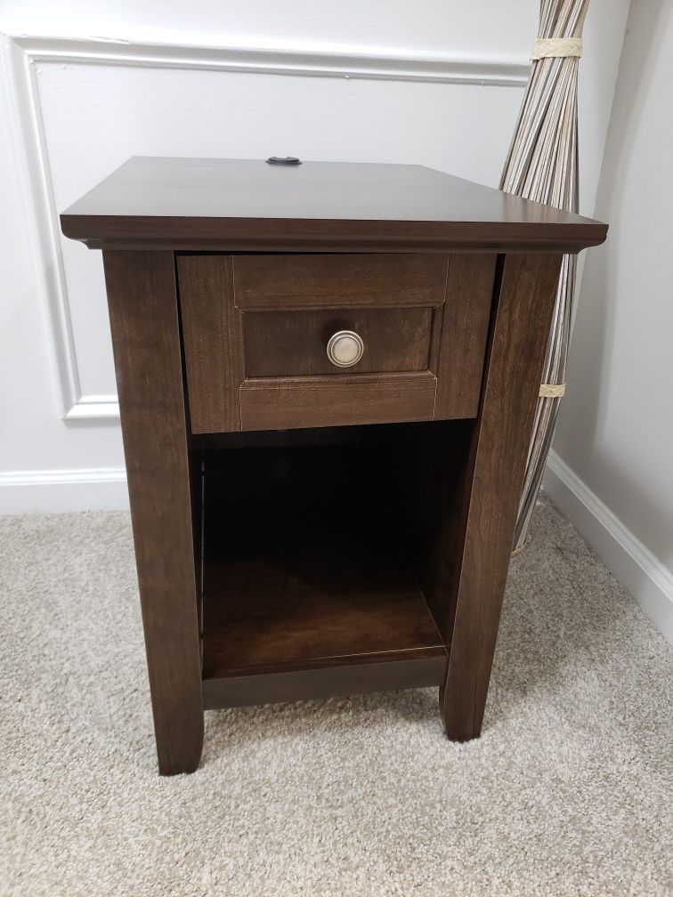 End Table - Mission Style w/Storage