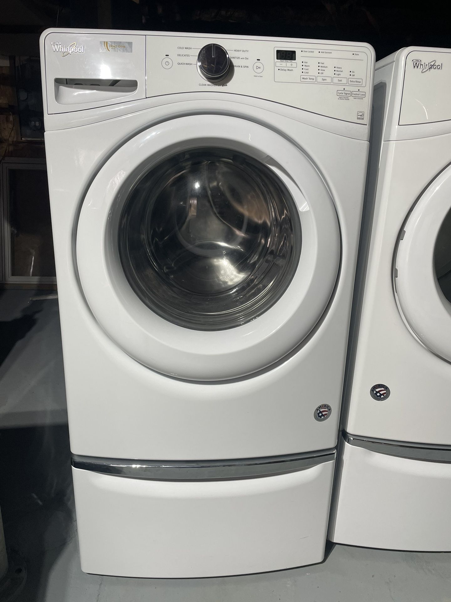 Whirlpool WFW75HEFW Front Load Washer & WED75HEFW Electric Dryer With Pedestals