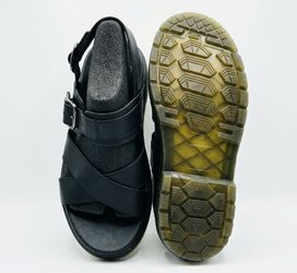 Dr. Martens Voss II Black Hydro Leather Strap Sandals Size 9 New