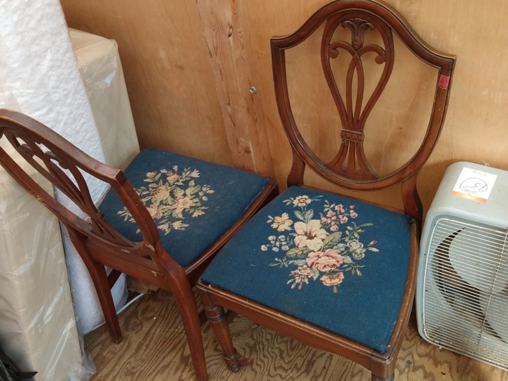 2 Beautiful Old Antique Chairs
