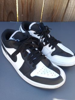 Women's 7.5 Jordan Air Low  SE 'Homage' Sneakers