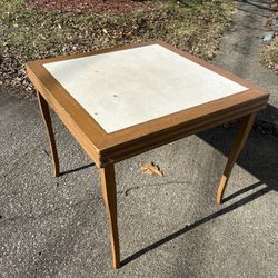 Vintage Card Dining Table w/wood legs- Great little dining table project piece! Curved wooden legs!