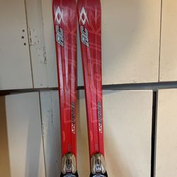 Volkl AC Unlimited 177cm, Marker M900 binding 3-9