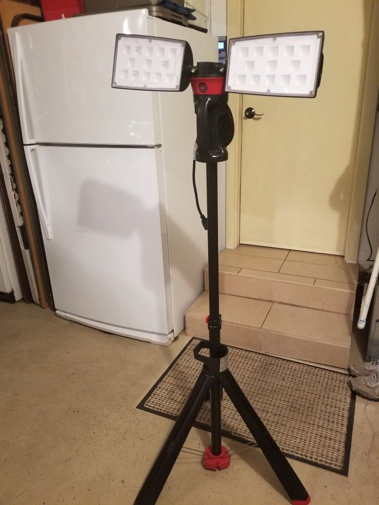 HUSKY 7000 Lumens Portable Corded LED Work Light with Tripod for Sale