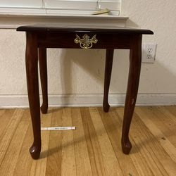 End Table . 20x20