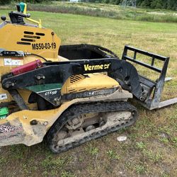 Vermeer Track Machine 
