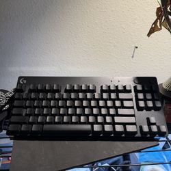 Logitech Pro Keyboard