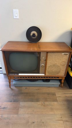 Packard Bell TV stereophonic console