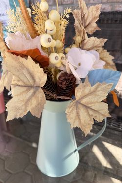 Fall artificial vase decor