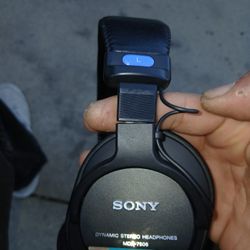 Sony Professional Dynamic Stereo Headphones 