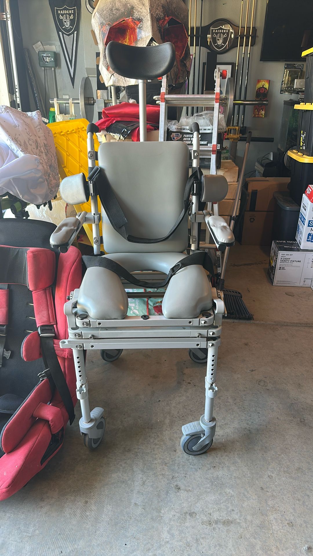 Bath Chair/cammode