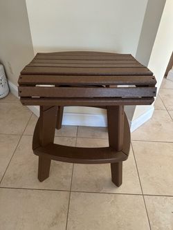 Four Poly Lumber Swivel Saddle-Seat Barstools (Brown) - excellent condition