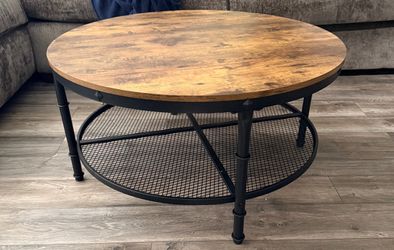 Round coffee table