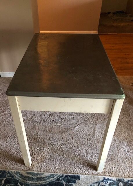 Mutschler brothers Table