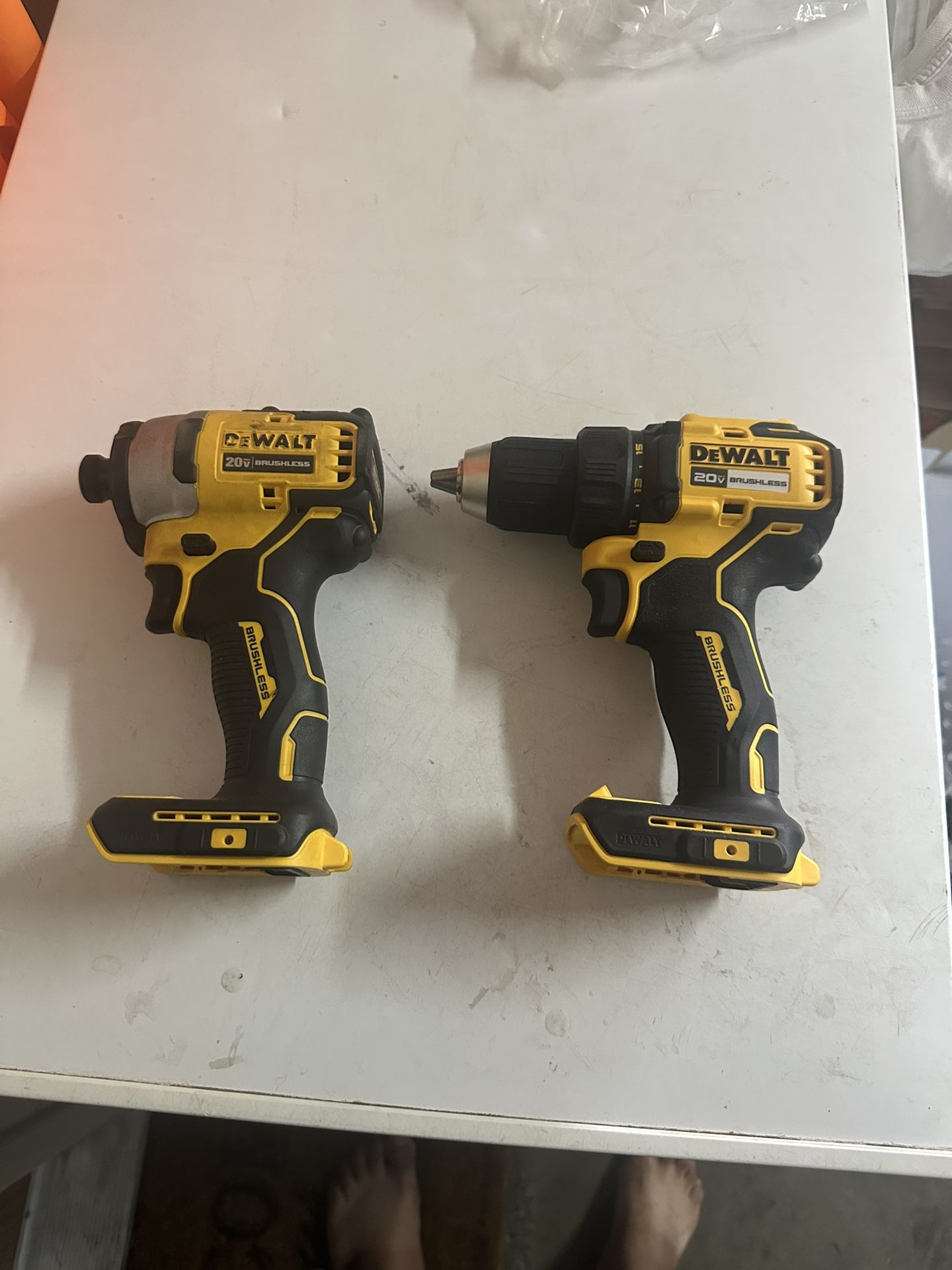 Dewalt Impact & Drill. 120$ Firm.