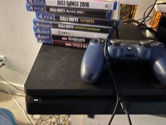 PS4 Slim 1tb Bundle with 1 Controllers and 7 Games