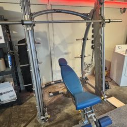 Hoist Smith Machine With 507.5 Ibs In Plates