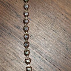 10k Gold 8 Inch Heart Shape Bracelet With Diamonds