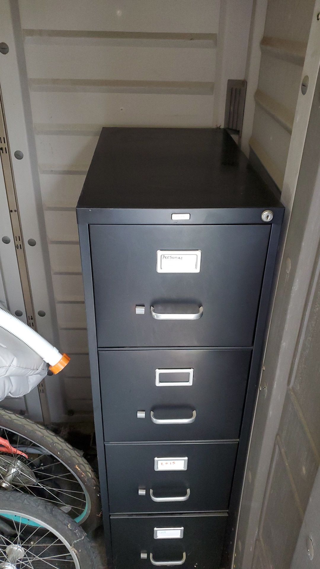 4 drawer file cabinet with locks