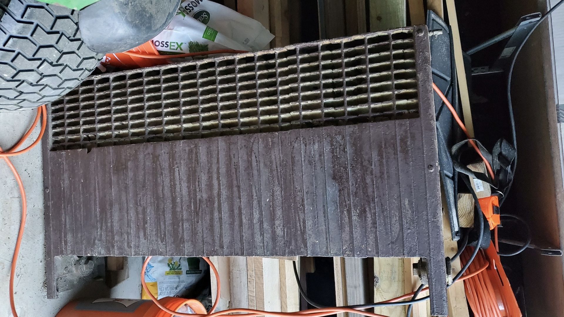 Cast iron Hot Water Radiator Or Best Offer