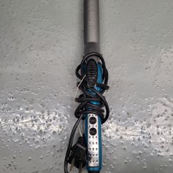 Curling Iron and Hairdryer Attachment